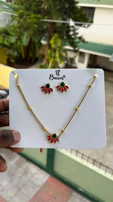 Neckpiece (JNC257)