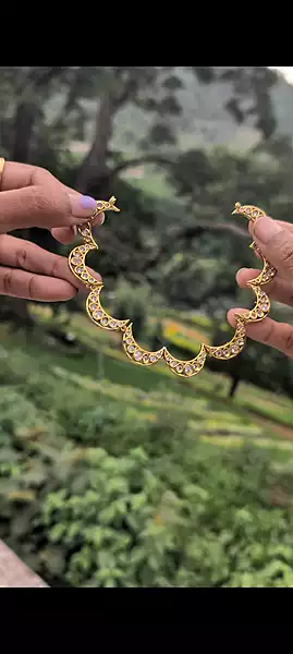 Neckpiece (JNC32)