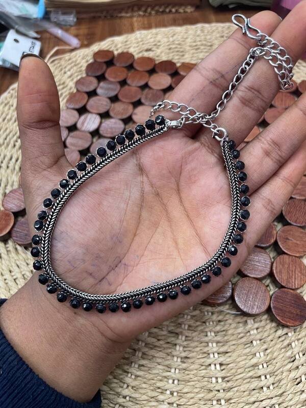 Oxidise neckpiece JNC97