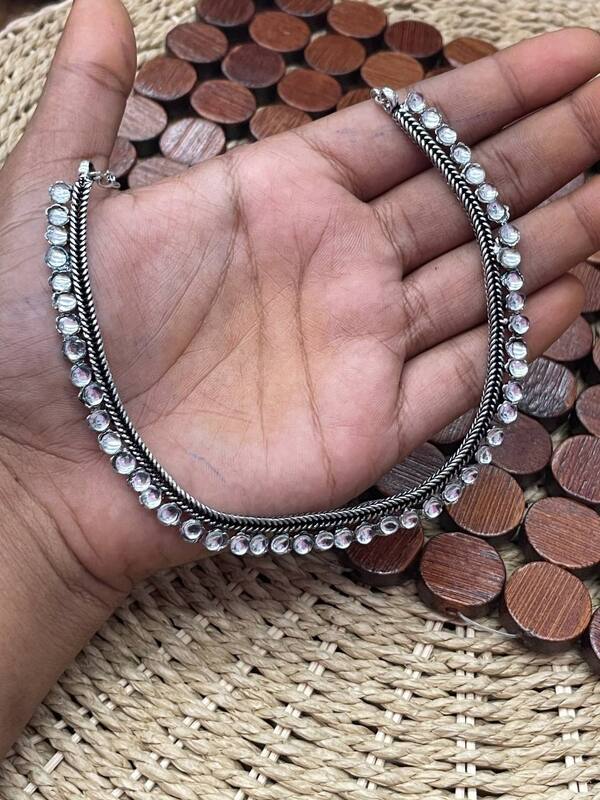 Oxidise neckpiece JNC97