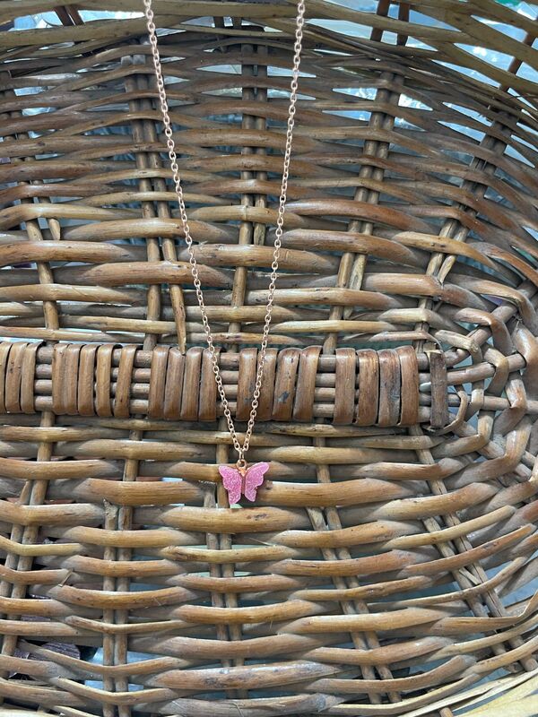 Rosegolg butterfly charm JNCC107