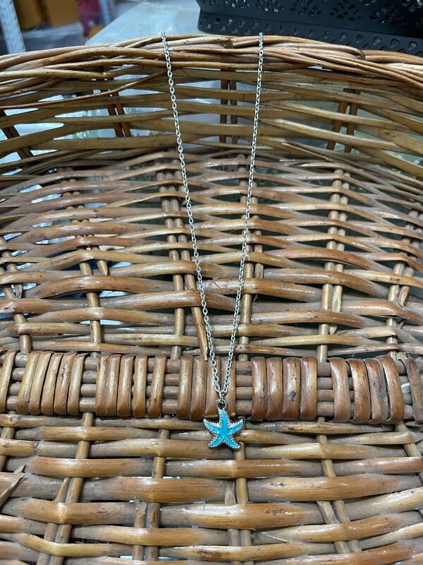 Star charm chaim JNCC108