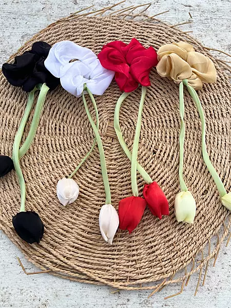 TULIP SCRUNCHIES(JSE17)