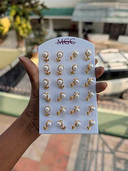 Flower earring JSE31