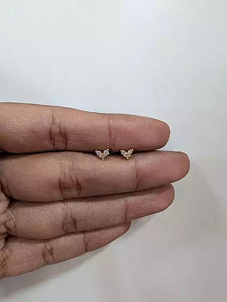 Heart Second Stud (JSS134)