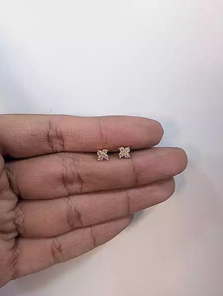 Mini Flower Second Stud (JSS139)