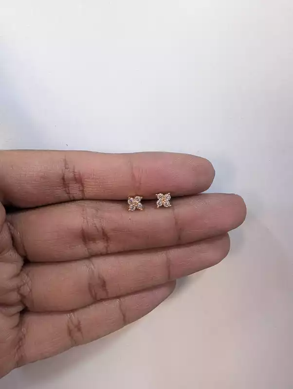 Mini Flower Second Stud (JSS139)