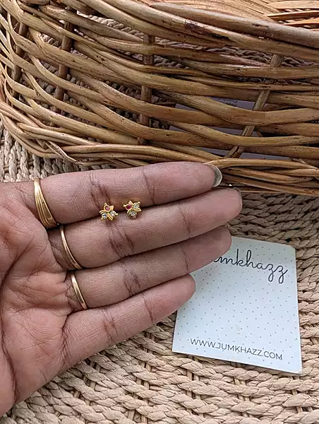 color stud JSS17