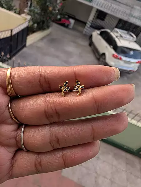 Leaf Second Stud (JSS88)