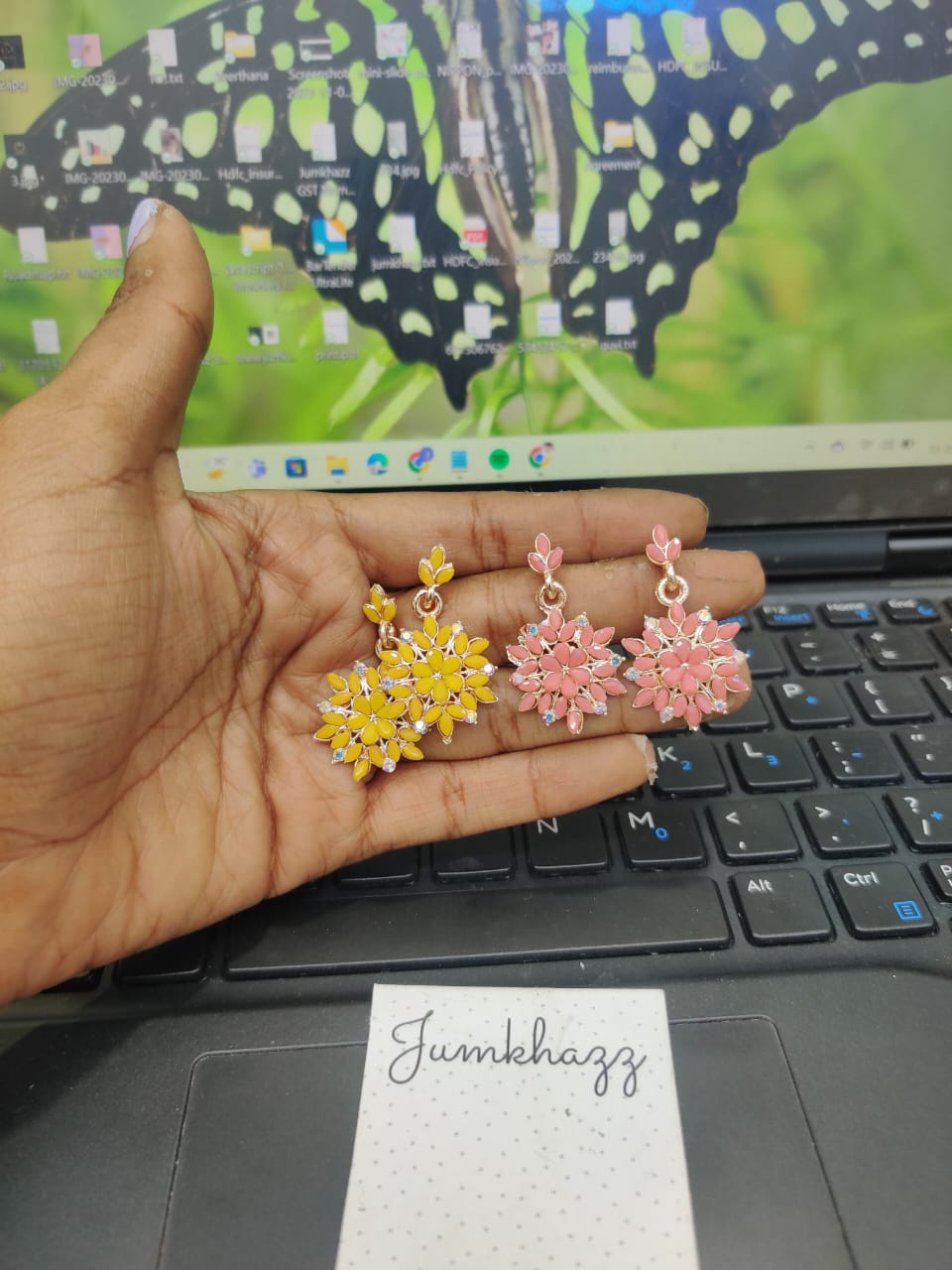 Colorfull stud JST537