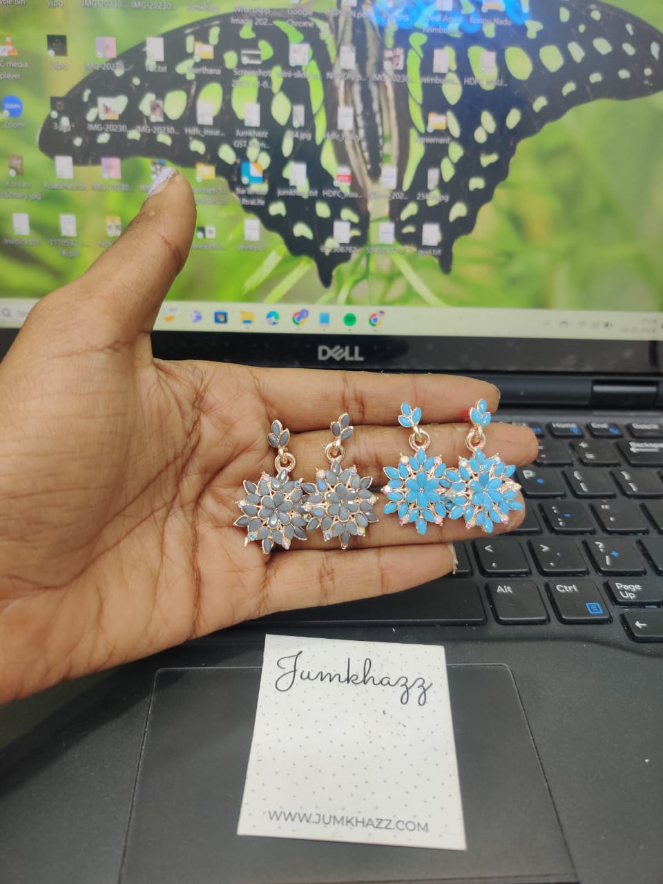 Colorfull stud JST537