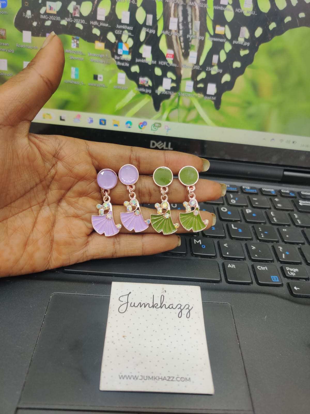 Colorfull Stud JST556