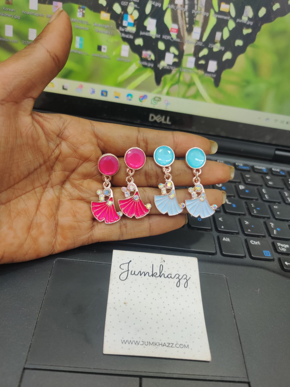 Colorfull Stud JST556