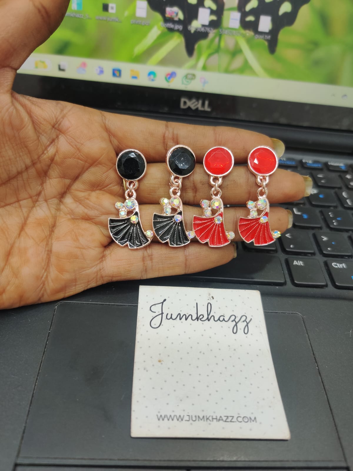 Colorfull Stud JST556