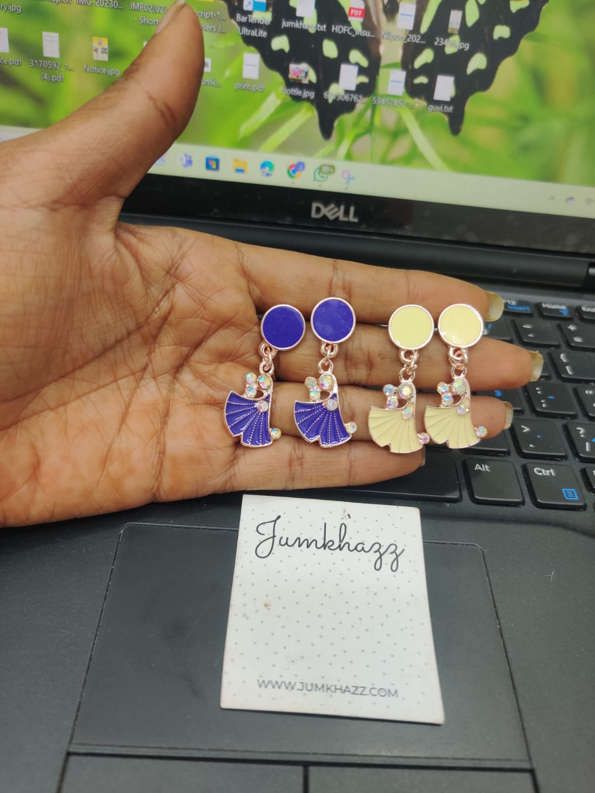 Colorfull Stud JST556