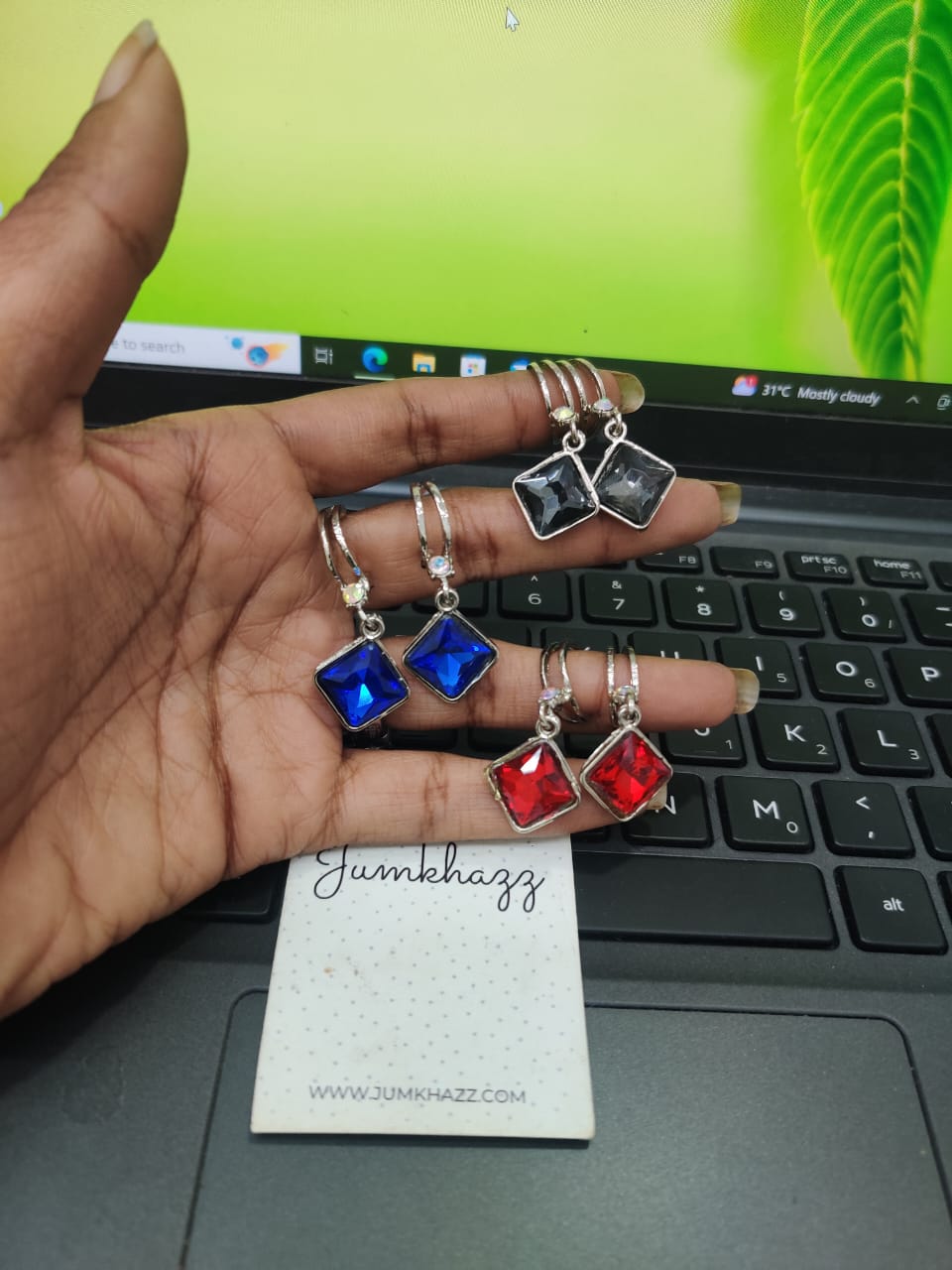 Colorful';; Stud (JST571)