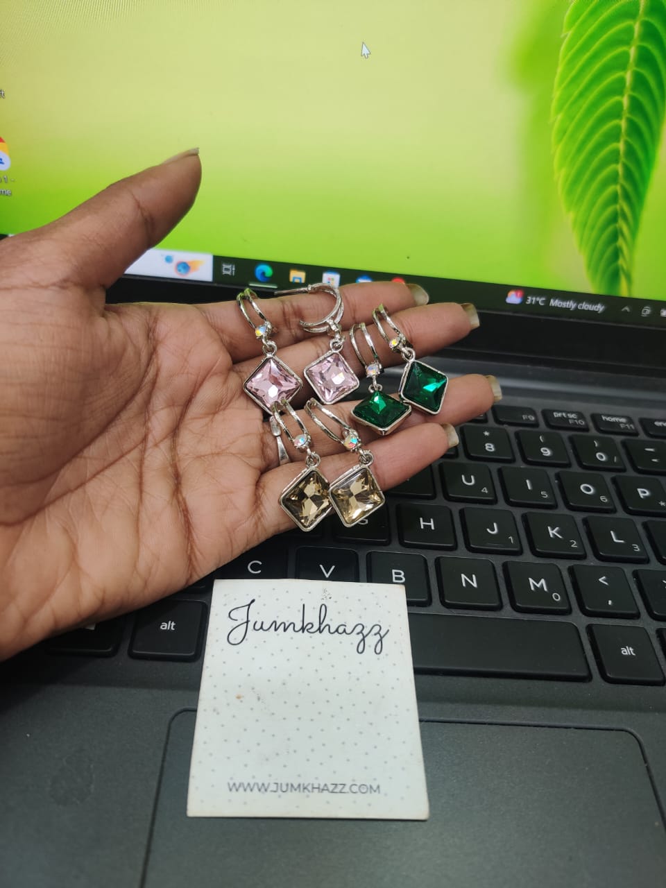 Colorful';; Stud (JST571)