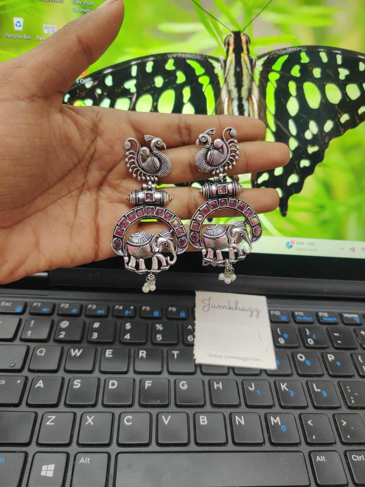 Peacock with Elephant Stud (JST601)