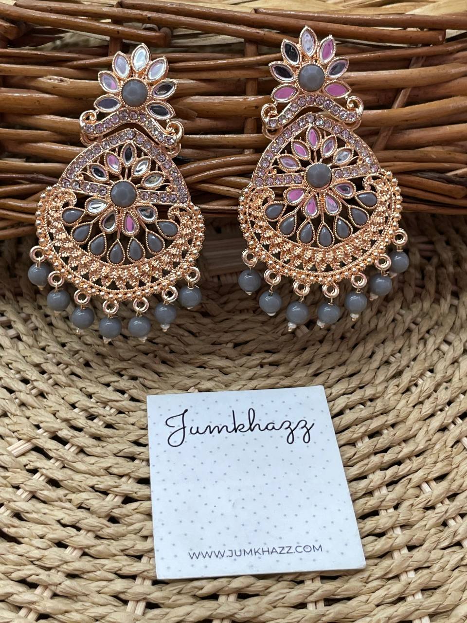 Festive wear stud JST648