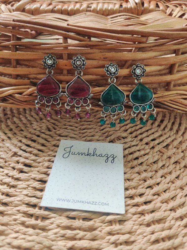 Colorfull Stud JST670