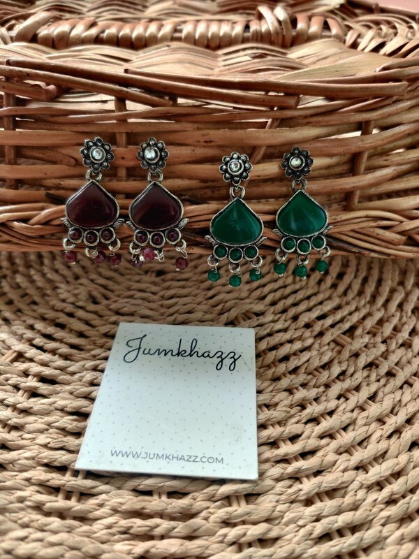 Colorfull Stud JST670