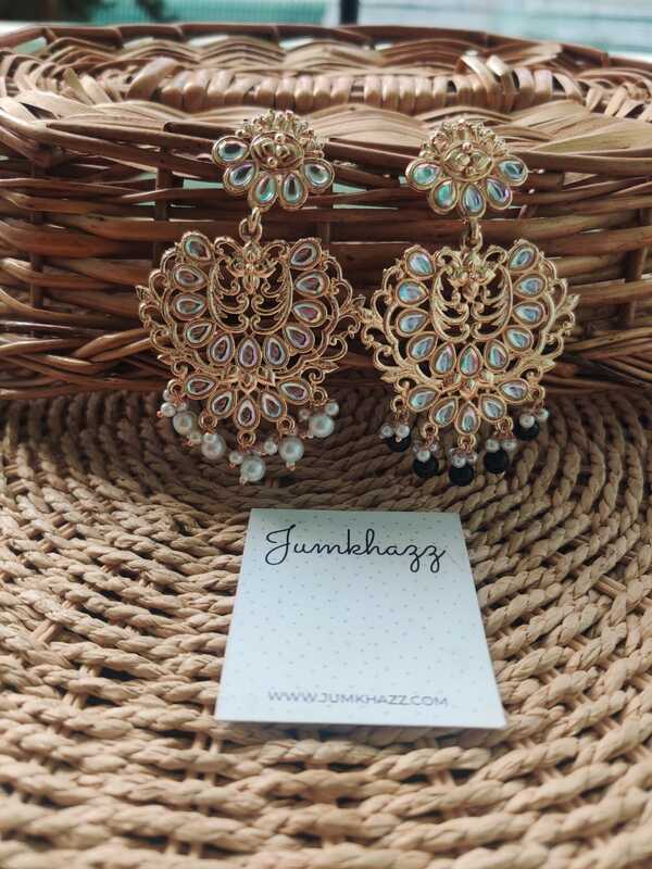 Elegant Stud (JST679)