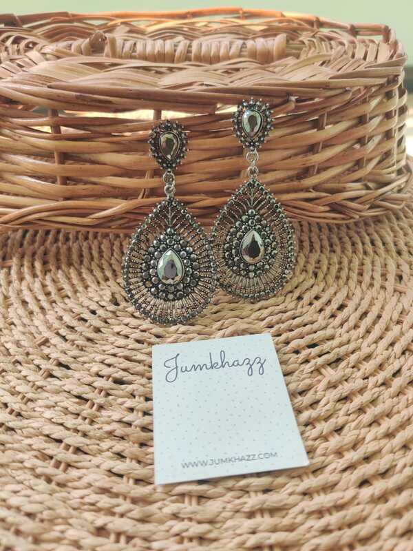 Elegant Function Wear Stud (JST691)