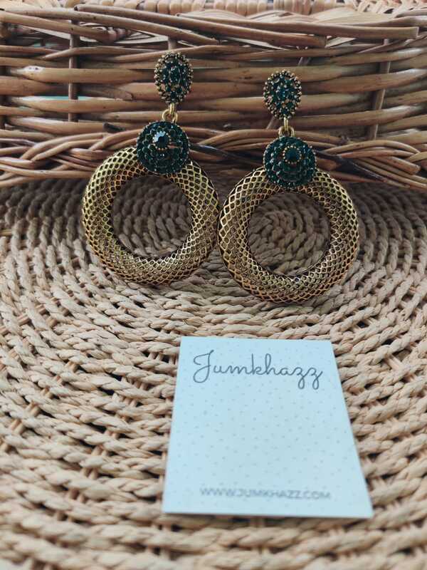 Classic Antique Stud (JST711)