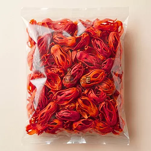 Biotique Sun Shield Carrot SPF 40+ Sunscreen Lotion – 50ml