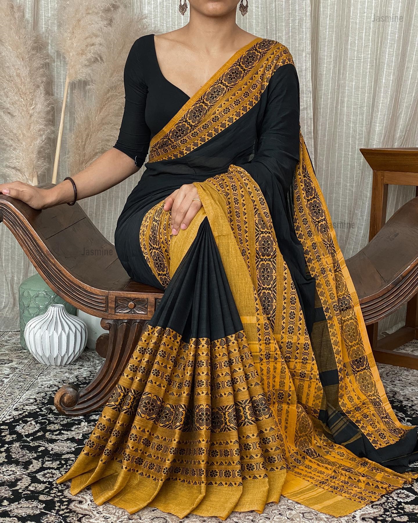 Tiya - तिया ( Khadi cotton sarees )