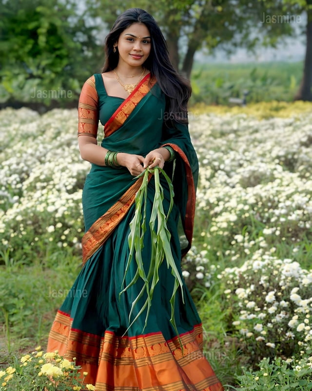 Green Half Saree Material ( Pure Narayanpet Handloom )