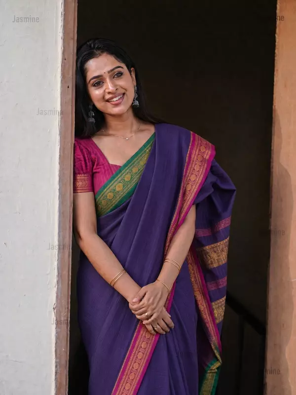 Narayanpet cotton saree with pink and green Ganga Jamuna border