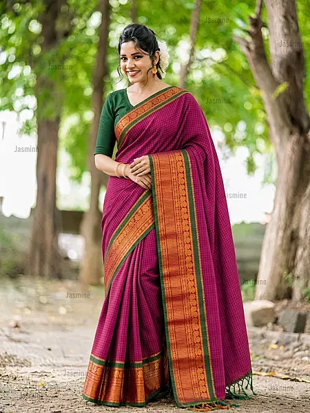 Magenta Narayanpet Cotton Checks Saree