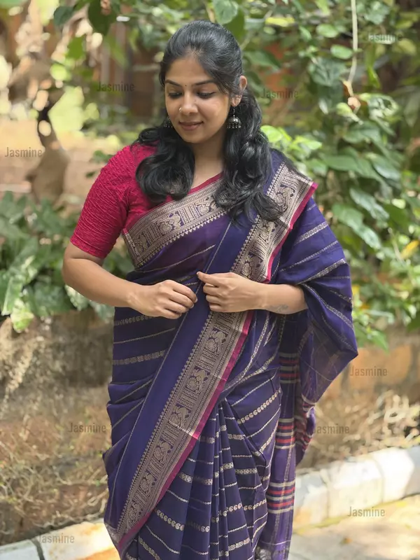 violet Velthari Narayanpet Cotton Saree with maroon peacock woven border
