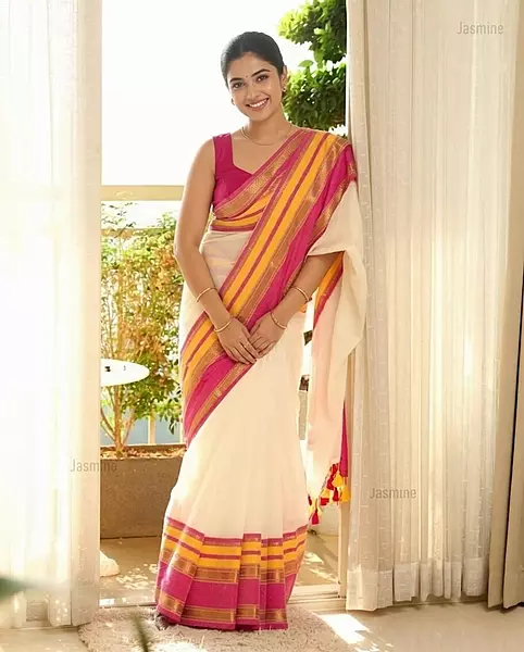 Chaitali - चैत्राली ( Mul cotton sarees )