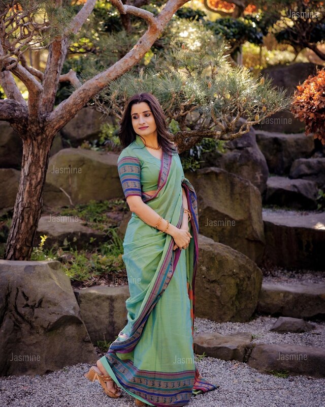 Trishna ( Authentic Narayanpet Handloom )