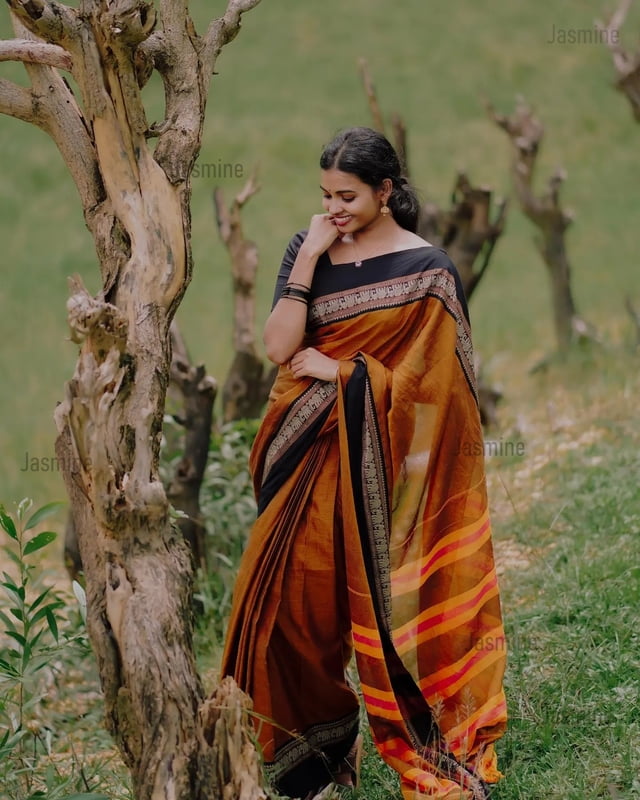 Unni ( Authentic Narayanpet Handloom )