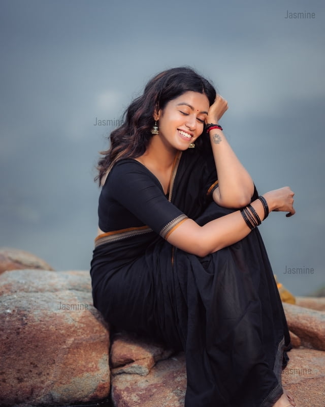 Roshni - रोशनी ( Premium Soft Cotton )