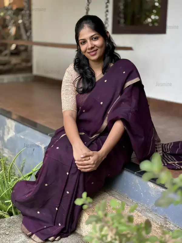 Lakshmi - లక్ష్మి ( Narayanpet Butti Sarees )