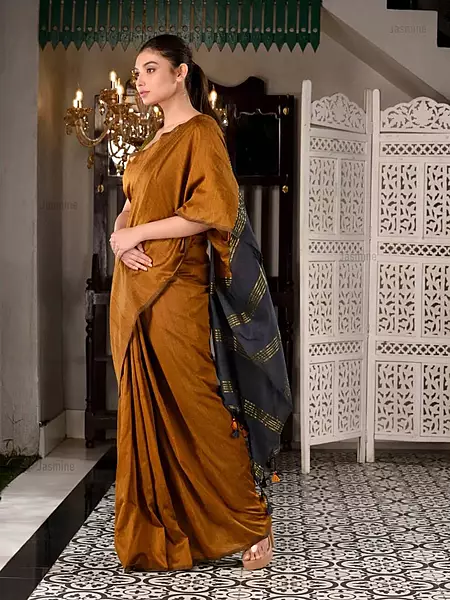 Simran - सिमरन ( Khadi cotton sarees )