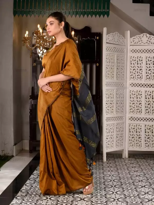 Simran - सिमरन ( Khadi cotton sarees )