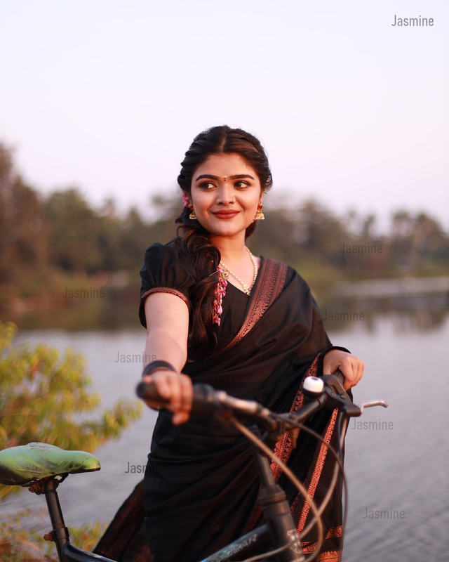 Meher - मेहर ( Cotton silk sarees )