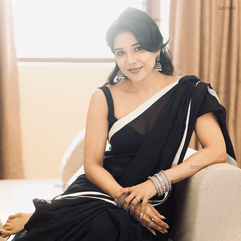 Shaarini - शारिणी ( Soft cotton sarees )