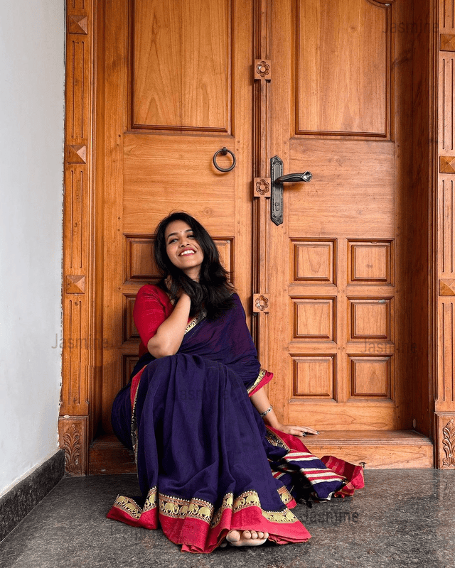 Freya ( Authentic Narayanpet cotton sarees - Handloom )