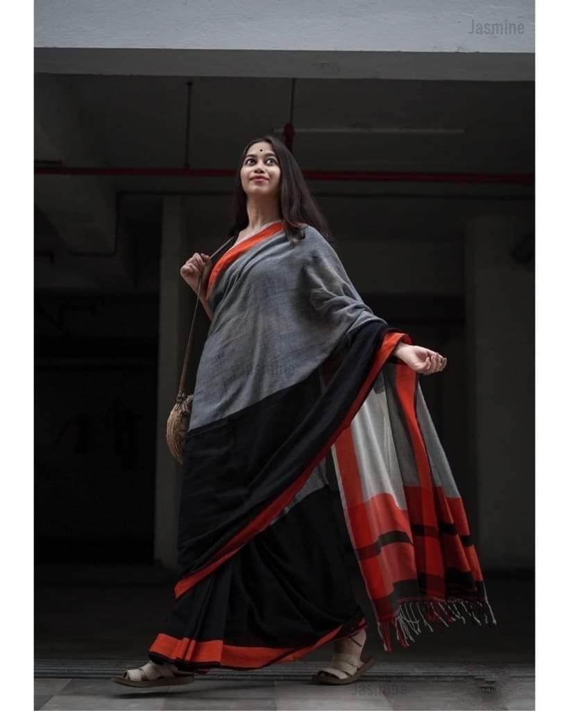 Mounika - मौनिका ( Khadi cotton sarees )
