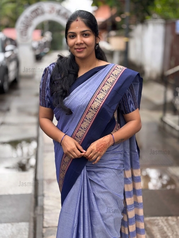 Qudsia - कुदसिया ( Authentic Narayanpet Handloom )