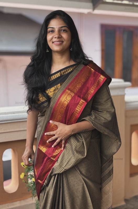Simran - सिमरन ( Authentic Narayanpet cotton sarees )