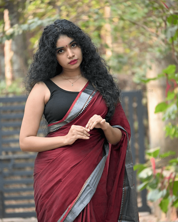 Ambuja - ಅಂಬುಜಾ ( Narayanpet cotton sarees - maroon )