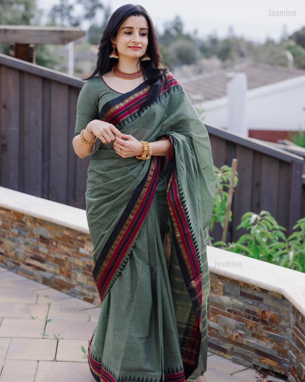 Malathi - मालती ( Authentic Narayanpet Handloom )