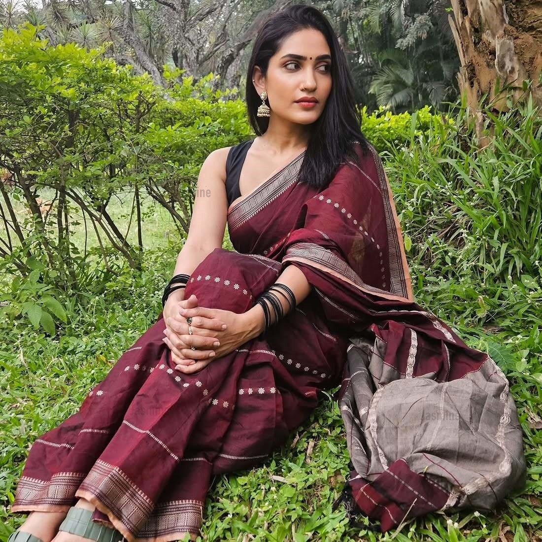 Sanjana - संजना ( Narayanpet cotton sarees )